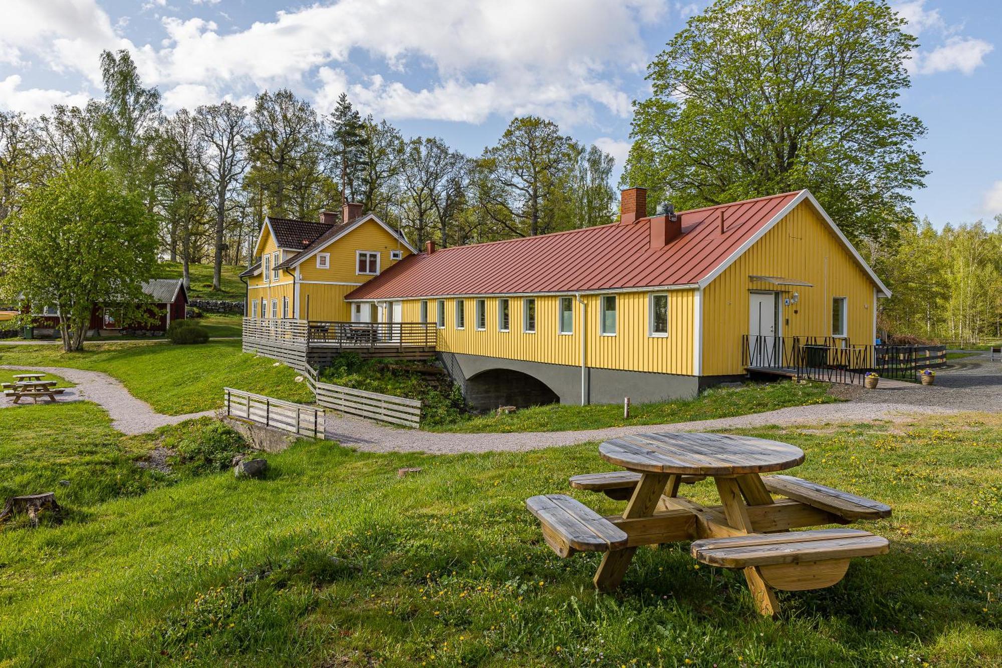 Marsbaecken Hostel Västervik Kültér fotó